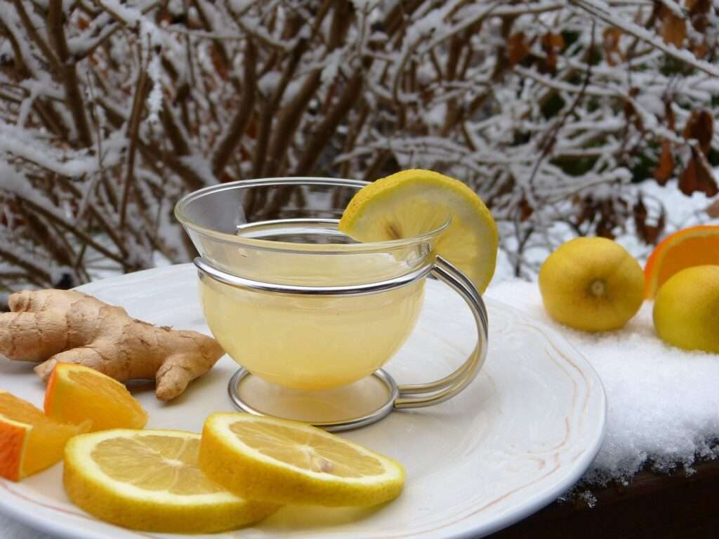 Five Benefits of Lemon and Lemon Tea